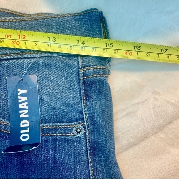 NWT Old Navy Jeans Sz 4 The Flirt Blue Denim Cotton Spandex Bootcut Faded Wash - Picture 16 of 16